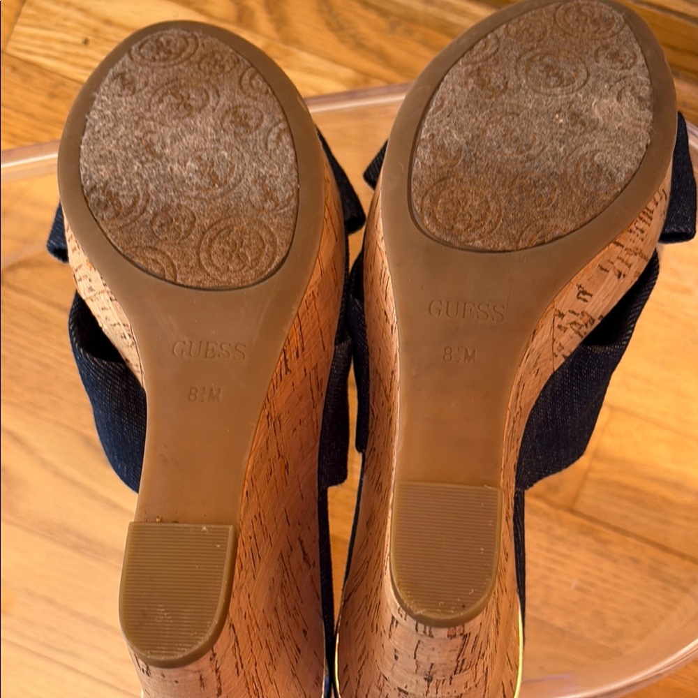 Guess Women's  Denim Wedge Gwbetzy2 Dark Blue Fabric 8.5 EUC - Picture 7 of 12
